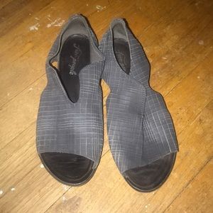 Free People Shoes - Size 39 -never worn before!